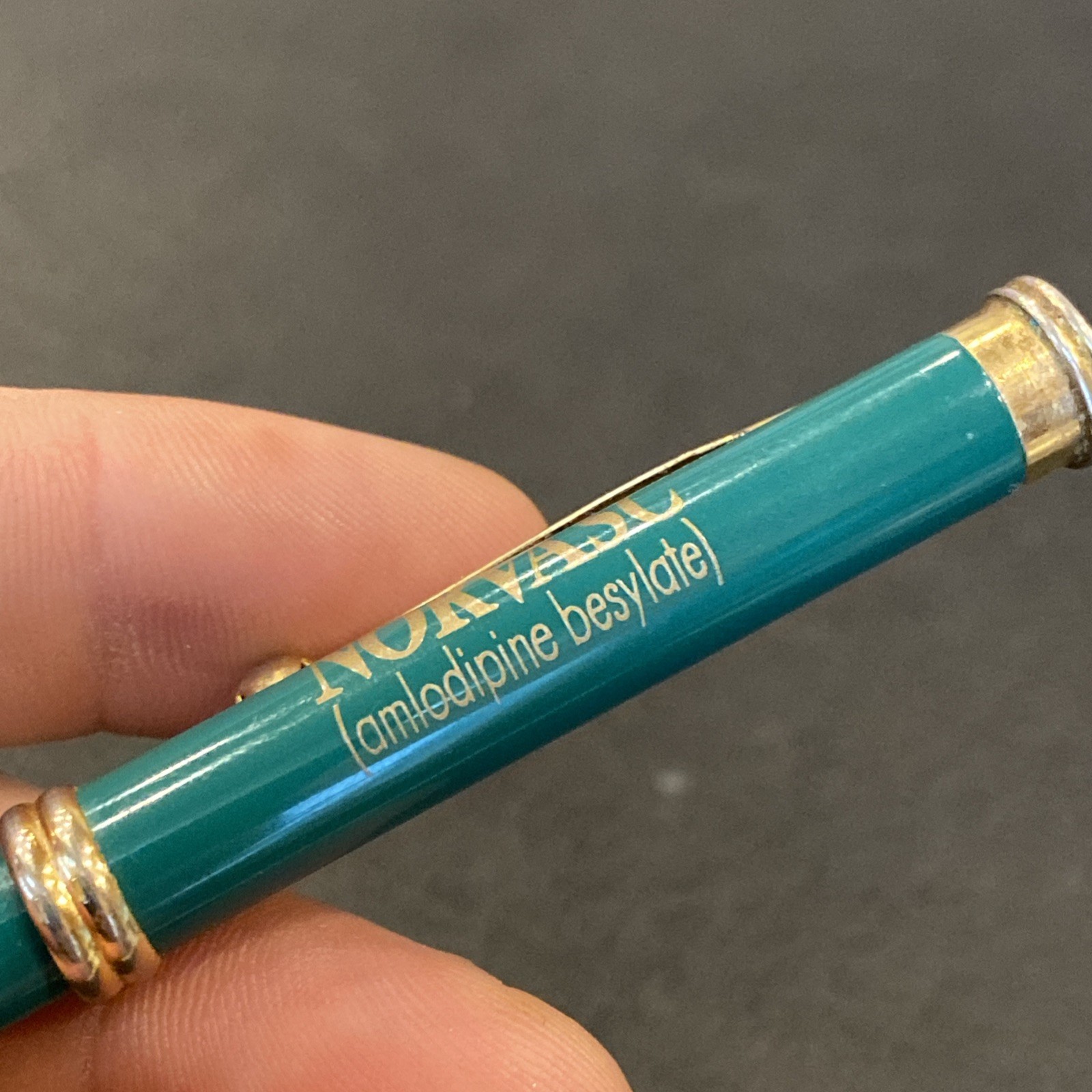 Vtg PFIZER Pharmaceutical Drug Advertising Sales Rep Pen Norvasc Blue Teal Green