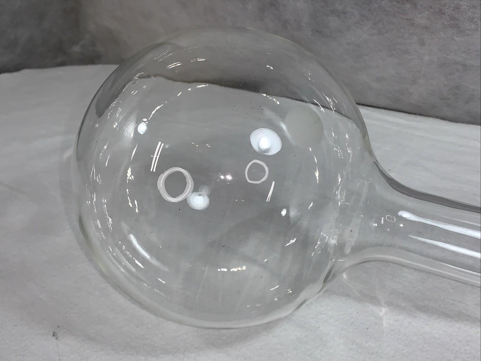 PYREX 2000mL Vtg Laboratory Flask Side Vent Glass Long Neck Round Bottom 14″ USA