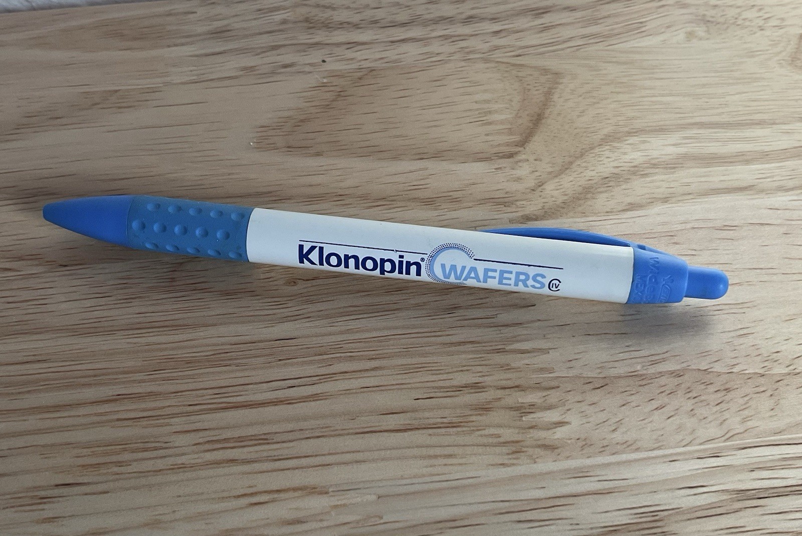 Pharmaceutical Drug Rep Vintage Pen Klonopin Clonazepam Wafers Blue & White