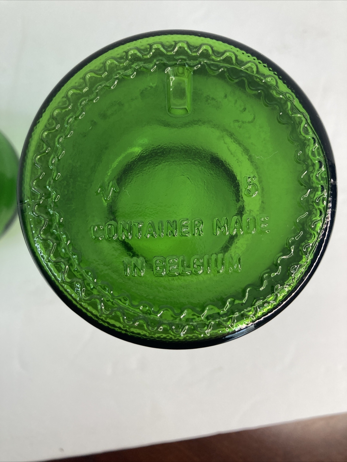 Vintage Green Glass Apothecary Jar Bottle Bubble Lid Belgium 5.5″ Vio-Bec GOLD