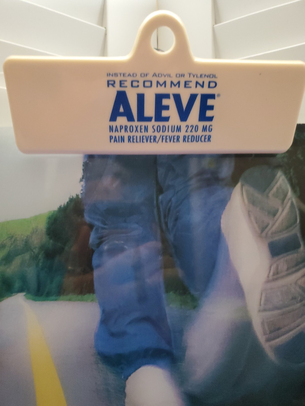 VTG 1995 Aleve Clipboard Procter Gamble Promo Medical Advertising Runner