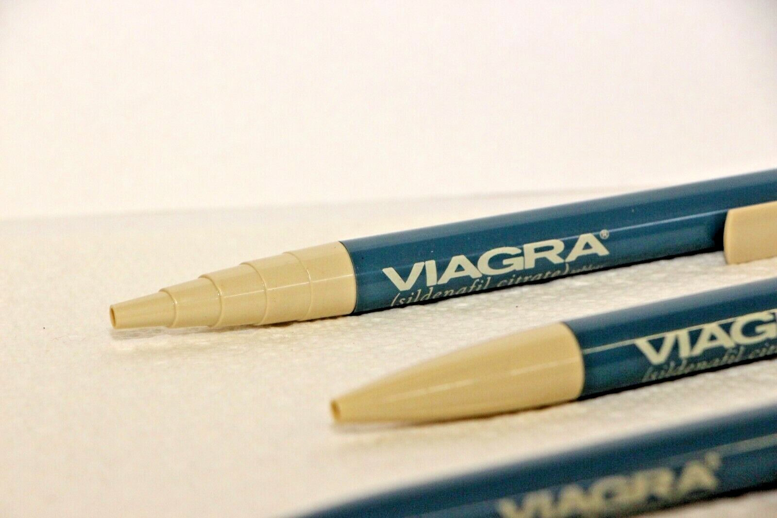 Pharmaceutical 5 Plastic Drug Rep Collectible Pens Viagra Blue and Cream