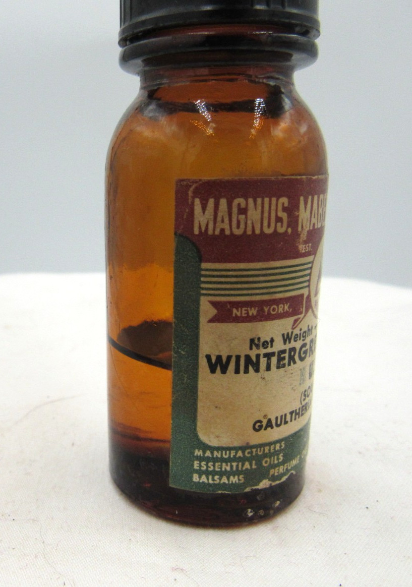 BW – 1950’s Magnus, Mabee & Reynard Wintergreen Leaf Oil 3 3/8 ” Medicine bottle