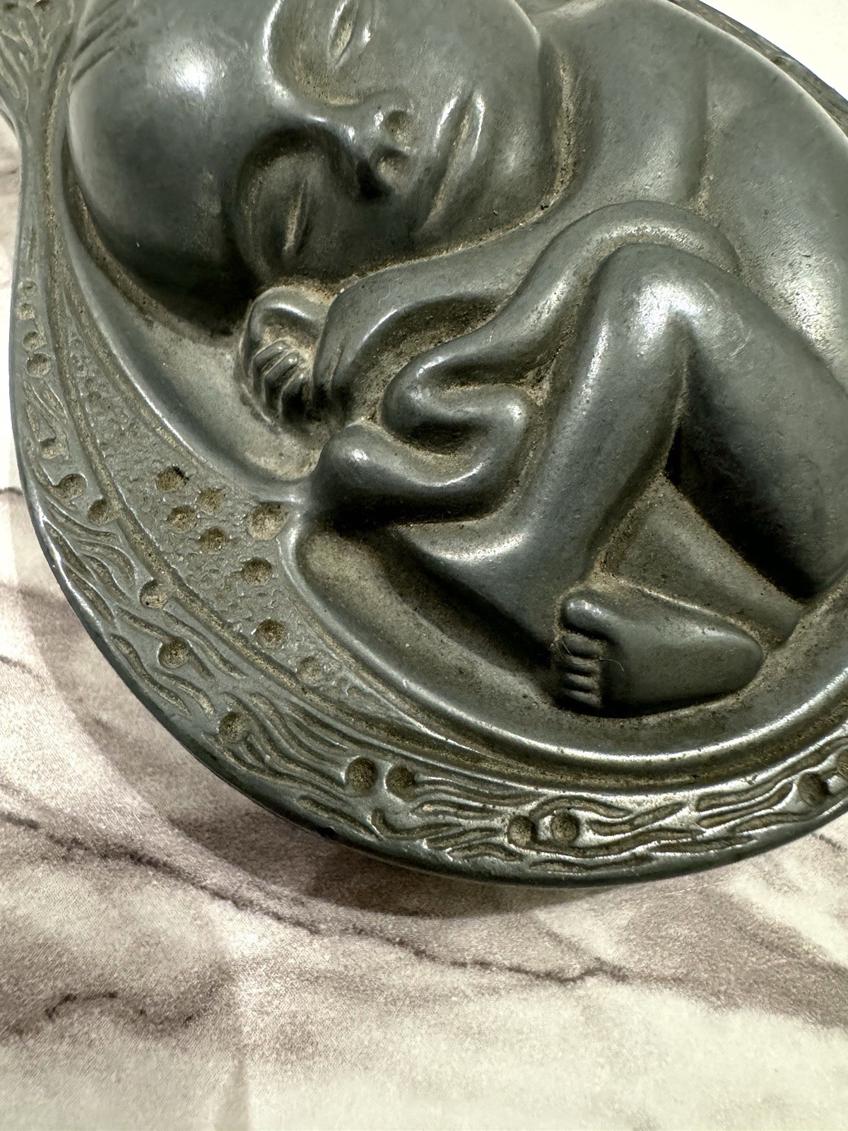 VINTAGE MEDICAL PHARMACEUTICAL PARKE-DAVIS FETAL PEWTER PAPERWEIGHT CA. 1950’s
