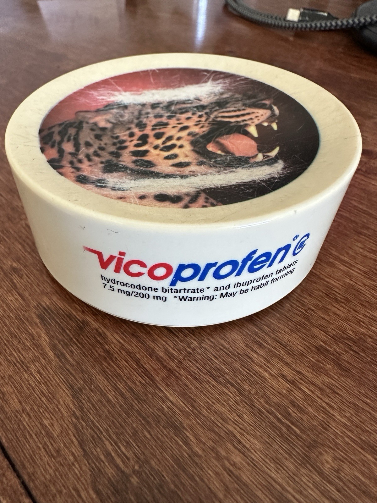 Vicoprofen Sales Rep Pharmaceutical Advertising Promo Paper Clip Vintage 1980s