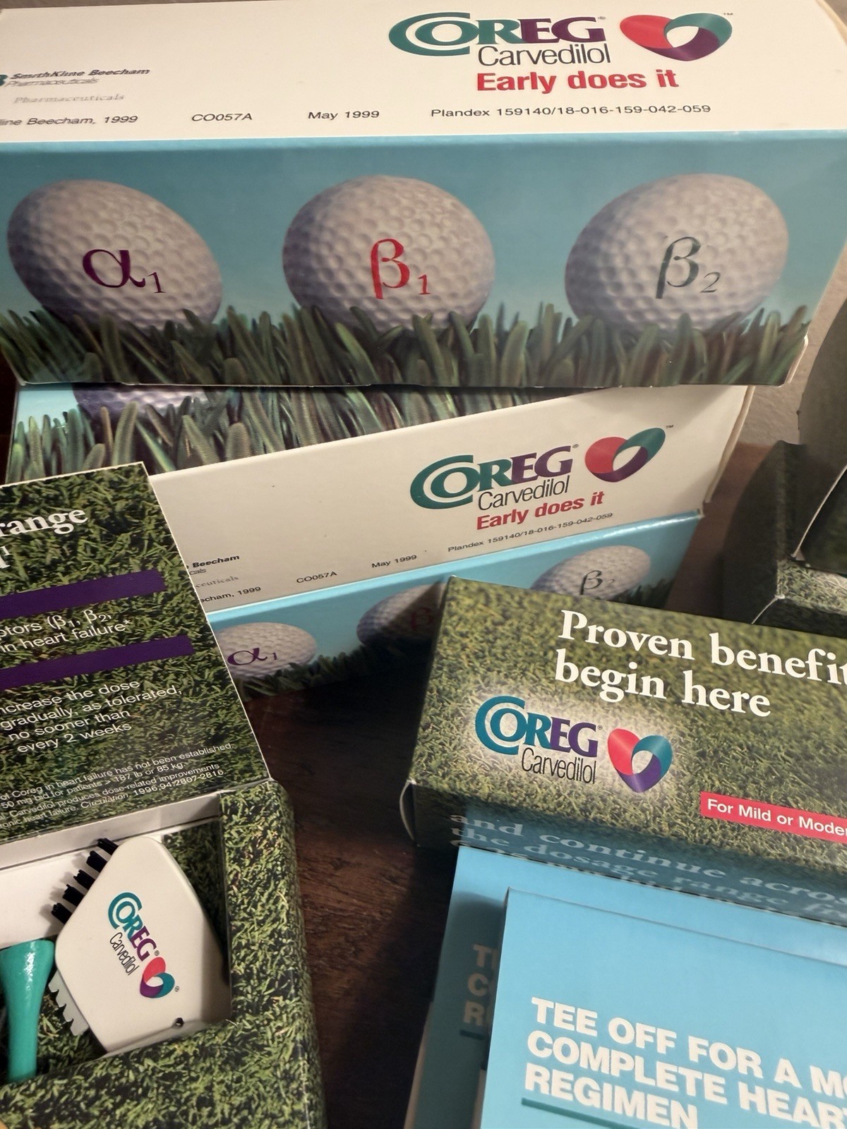 Pharmaceutical Drug Rep Collectibles Golf Balls Tees Sales Rep Advertising Heart