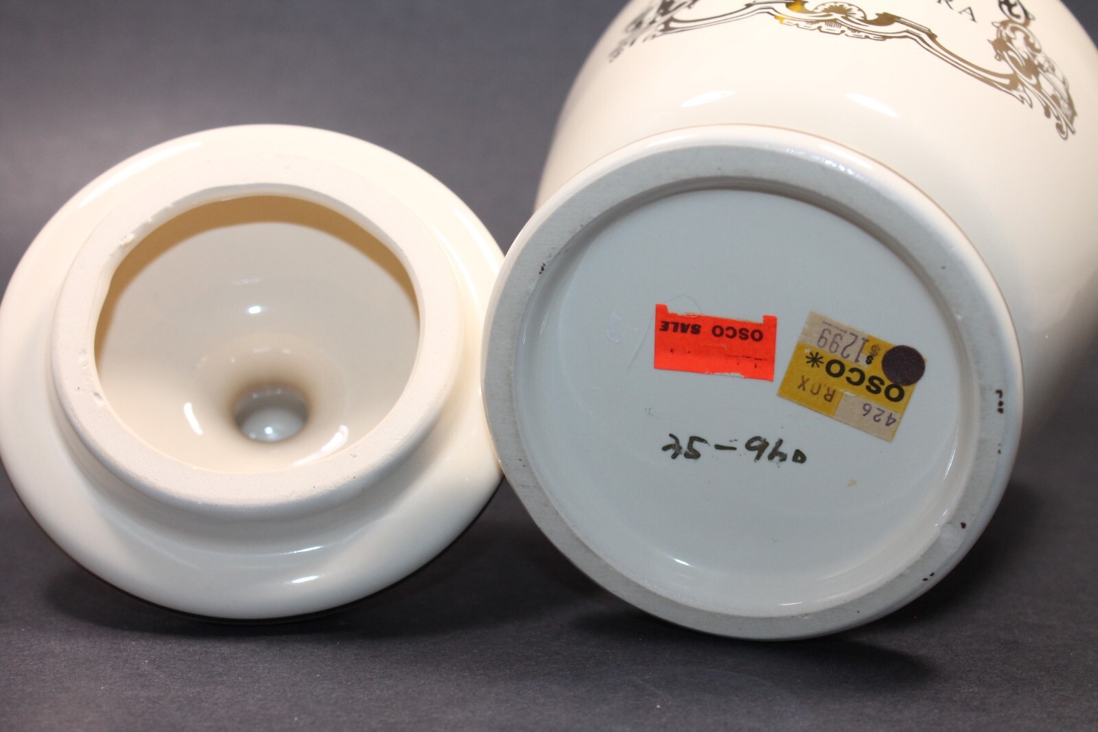 Vtg Ceramic Cream w Gold Design Apothecary Pharmacy Mandragora 8 in Lidded Jar
