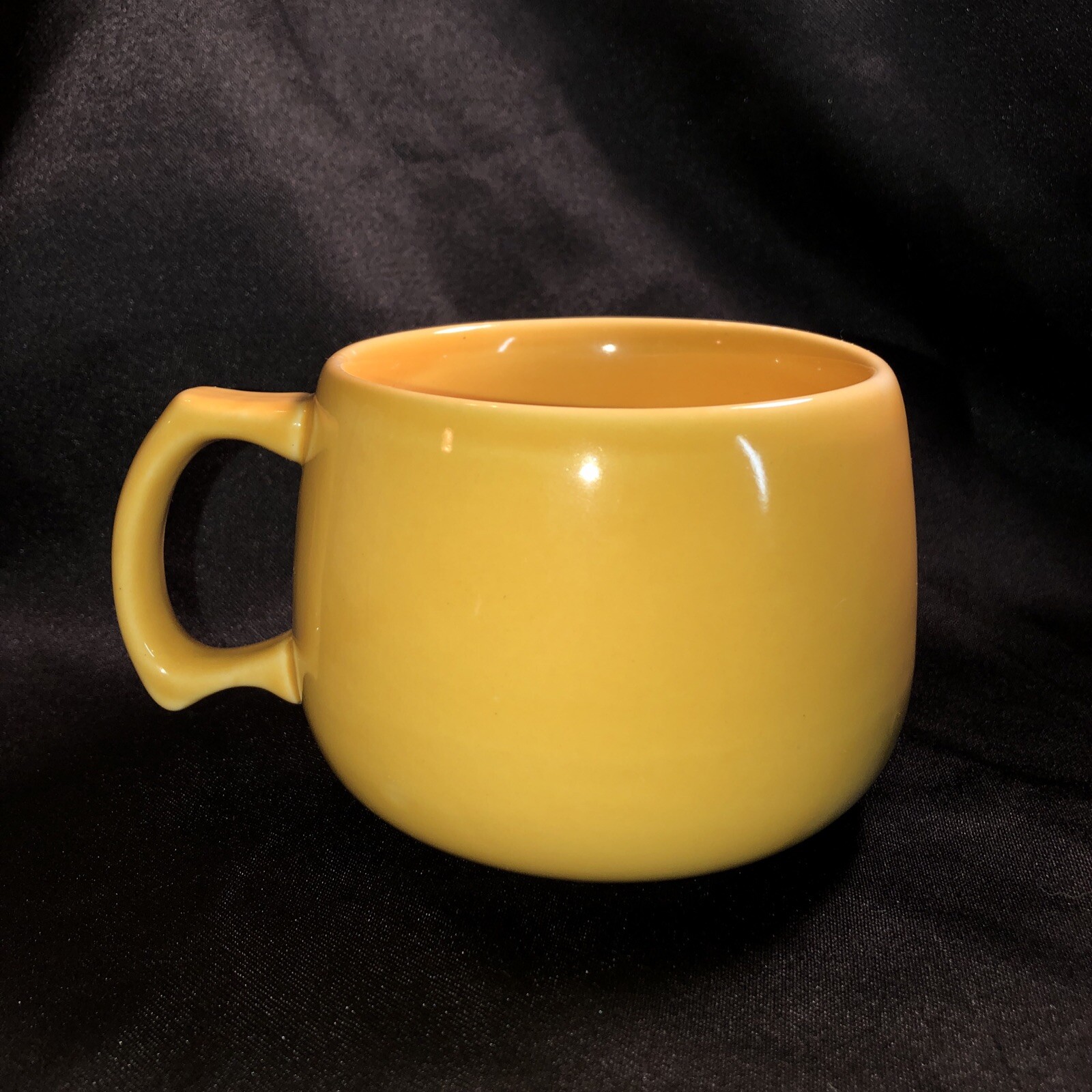 Aricept Drug Rep Promo Coffee Cup Yellow Pharmaceutical Advertising Banned Gifts