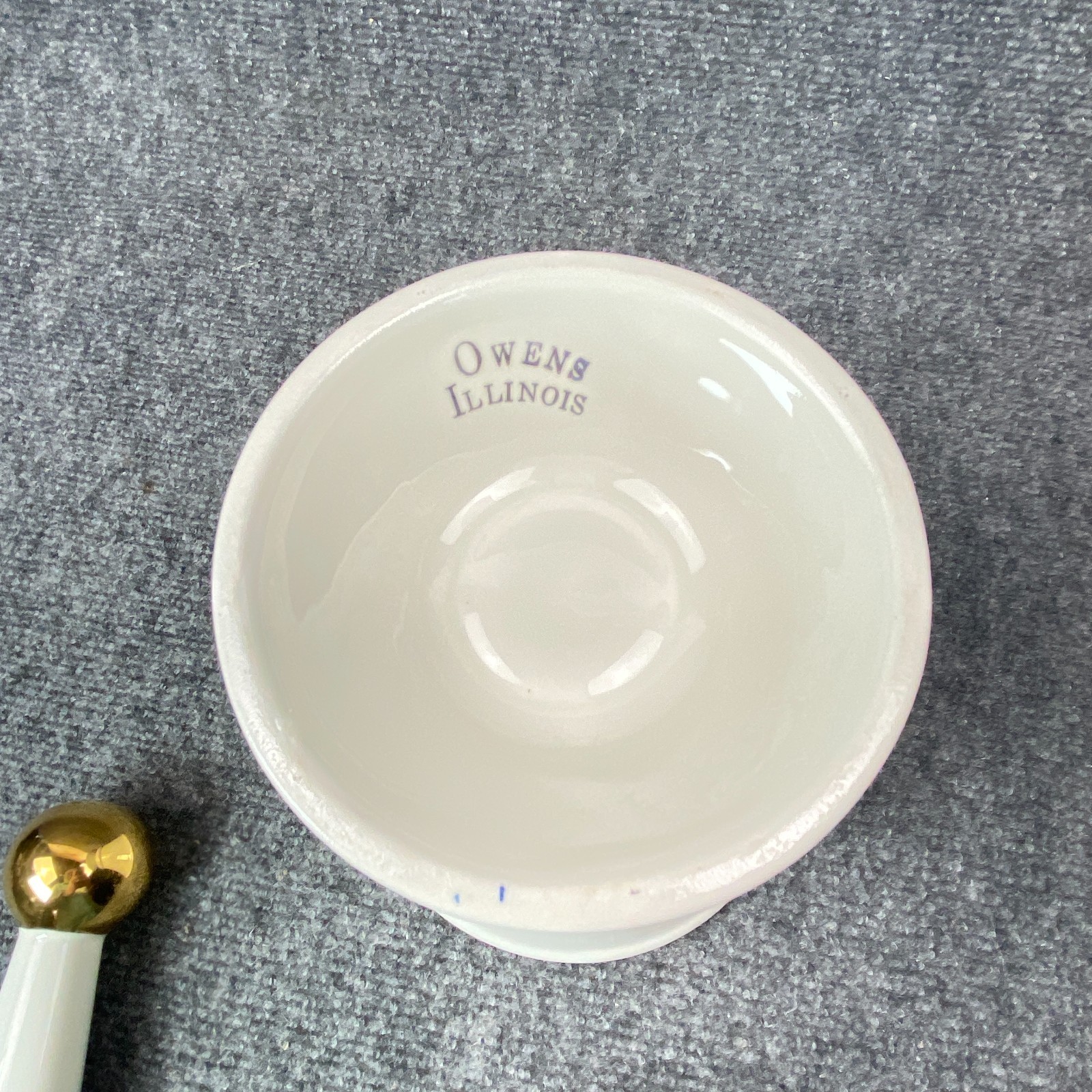 Owens Illinois RX Porcelain Pharmacy Mortar Pestle White Gold Apothecary Vtg