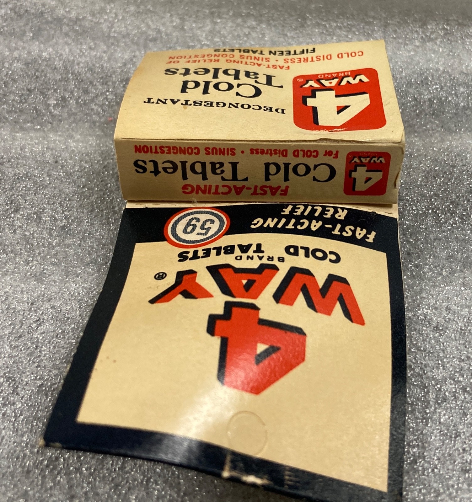 Vintage 1960s 1970s 4-Way Decongestant Cold Tablets Box Bristol Myers – Unused