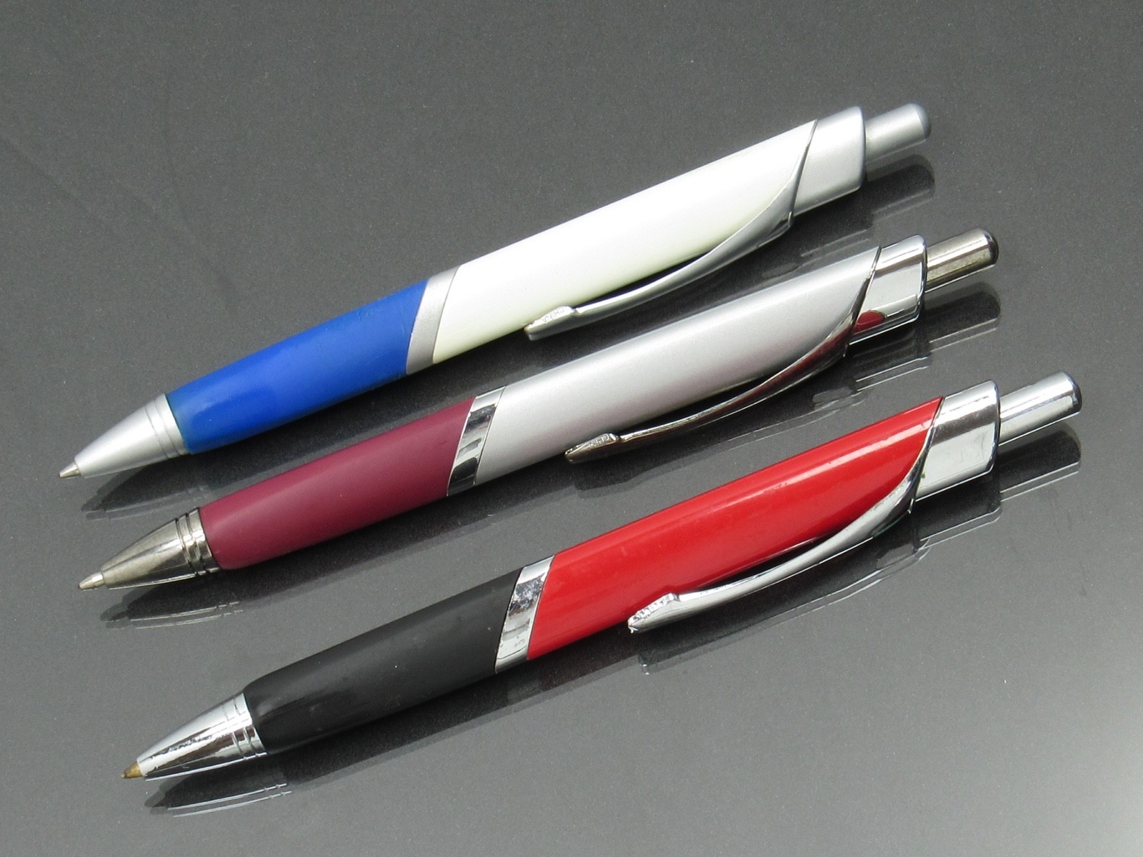 Ketek Zetia Zoloft Metal Triangular PENS Drug Rep Pharmaceutical Promo Lot of 3