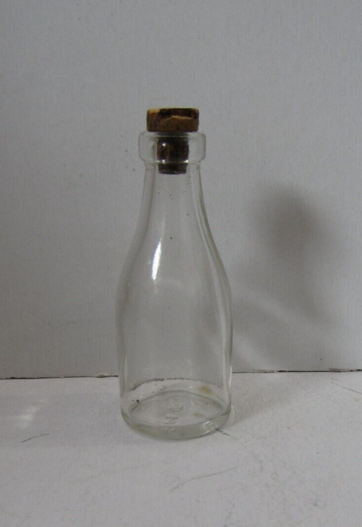 United Glass Bottle UGB (8-s) England Miniature Clear Glass Medicine bottle 3″H