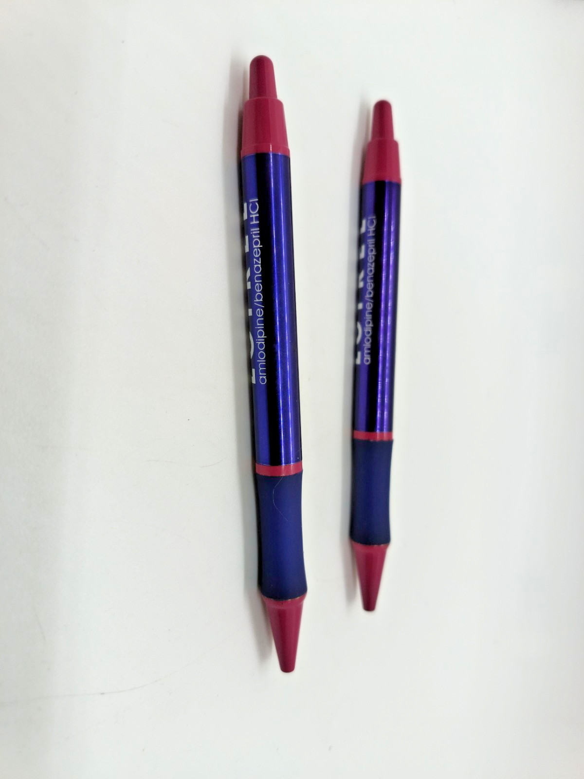 Lotrel PENS Drug Rep Pharmaceutical Promo Medical Advertising Purple Pink