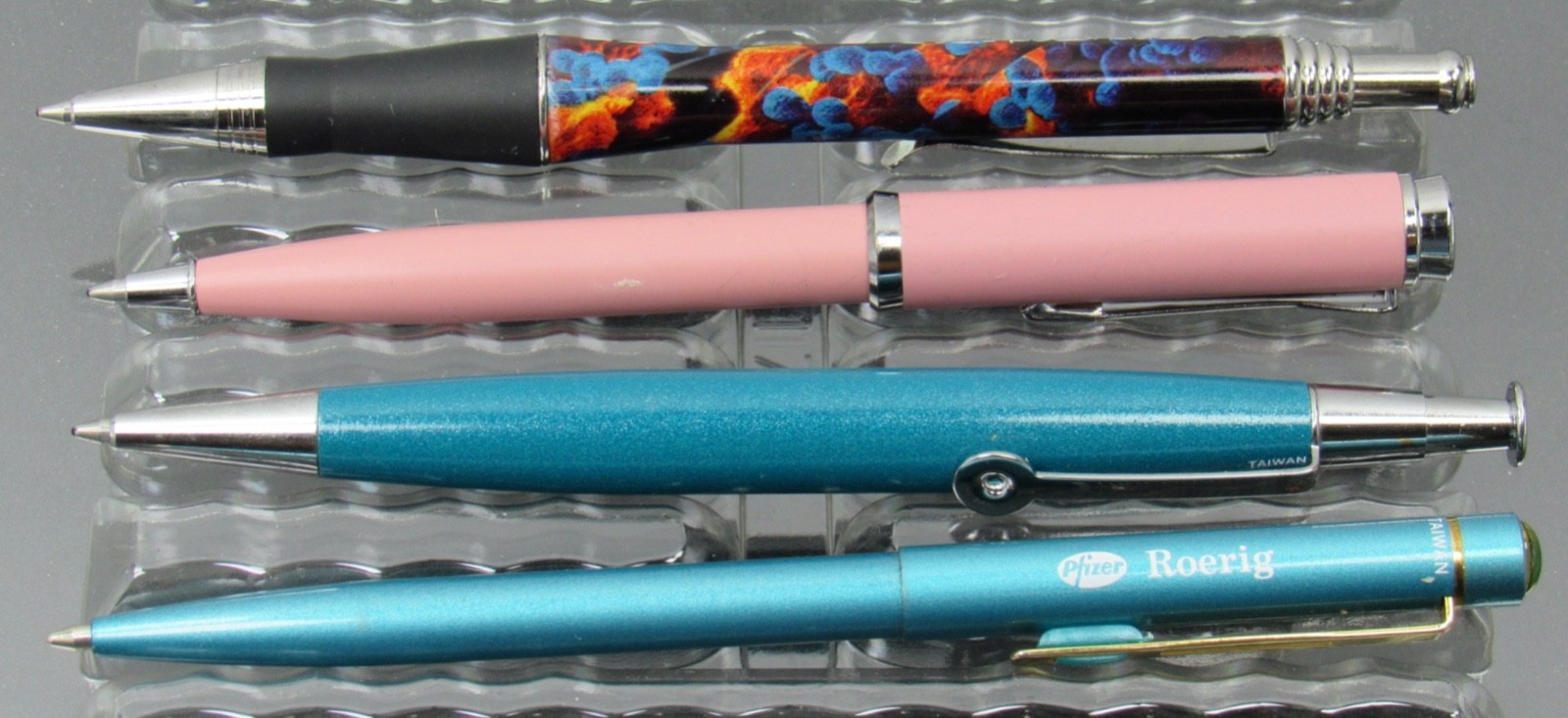 Diflucan Metal PENS Lot Drug Rep Pharmaceutical Promo Fungus Design Pink & Teal