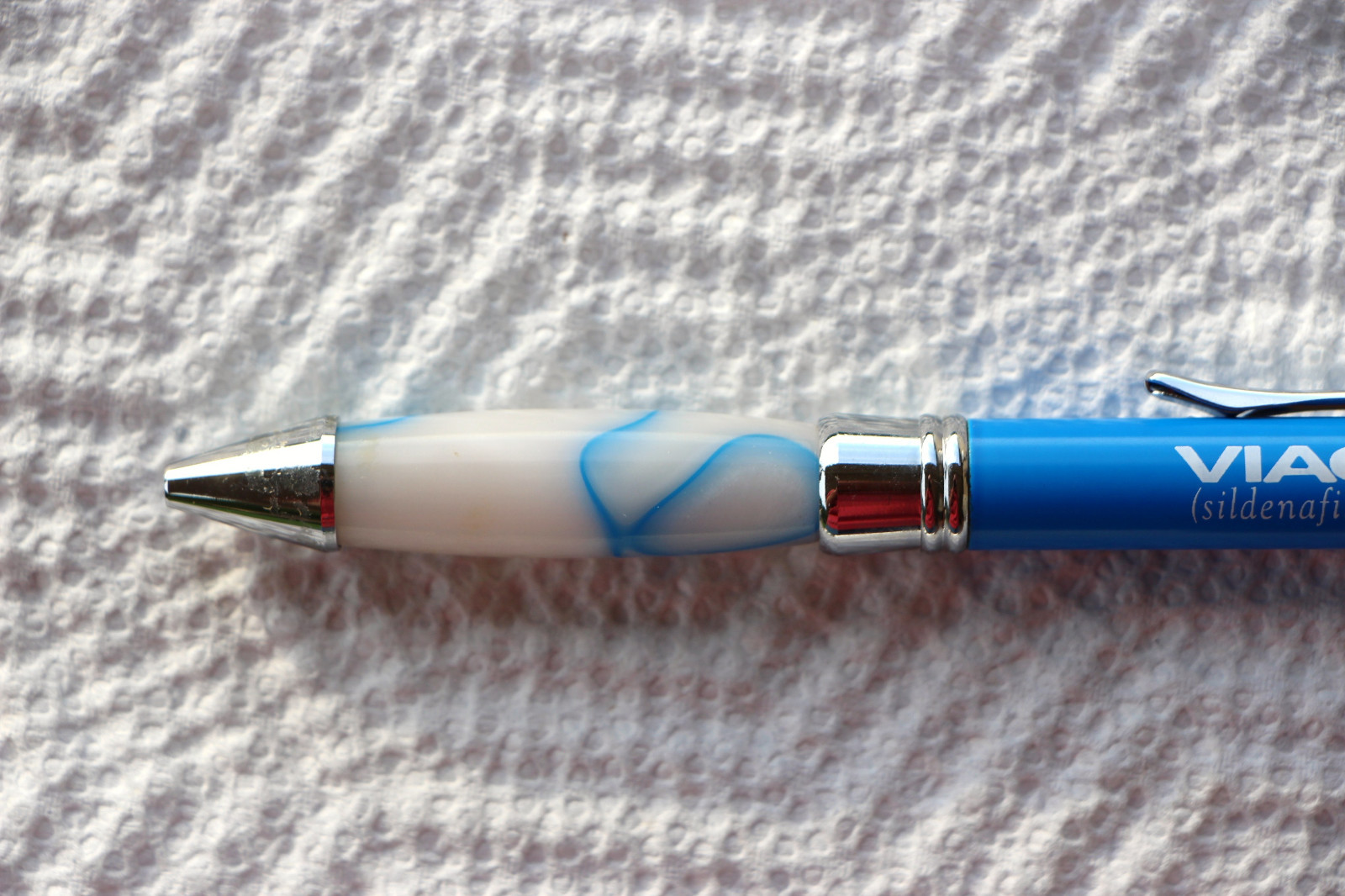 2 Heavy Metal Viagra Pens Blue Vien Marble Gripper ( New in Sleeve )