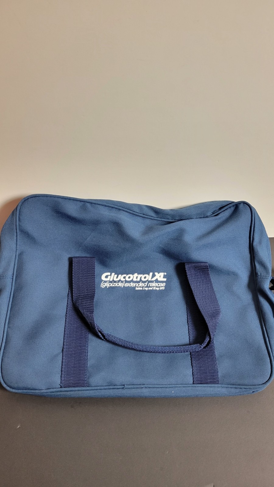 Glucotrol XL Medical Pharma Promo Messenger Bag Blue Rare Drug Rep Sample