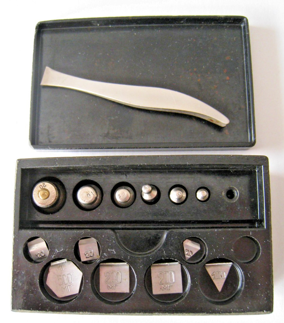 Vintage 1979 Russian Balance Scale & Weights Set
