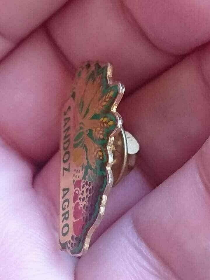 🔴SANDOZ Agro Pharmaceuticals pin LSD Albert Hofmann Logo pin badge🔴