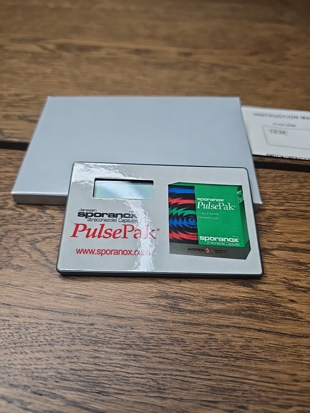 Sporanox Pharmaceutical Drug Advertising Promotional Card Clock NEEDS BATTERY
