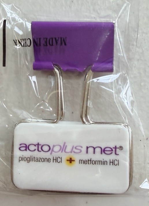 1~Drug Rep ACTOPLUS MET Pharmaceutical Small Binder Clip New