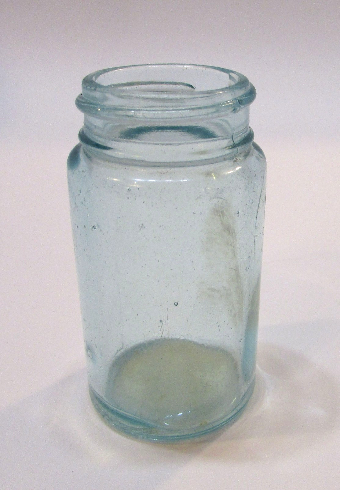 Primitive Old 1930s Blue Green Aqua Glass 3.25″ Tall Antique Medicine Bottle Jar