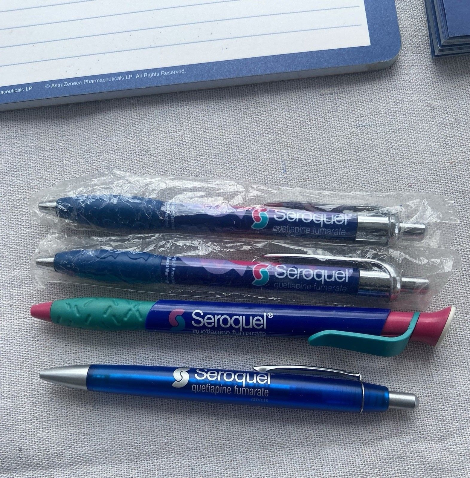 Drug Rep Seroquel Paper Notepad Collectible Pens Plastic Unique Pharmaceutical