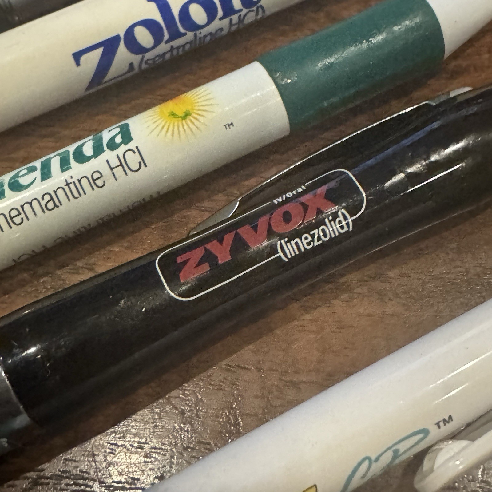 Pharmaceutical Medical Promo Pen Drug Rep Zoloft Paxil Zyvok Namenda Zyprexa Lot