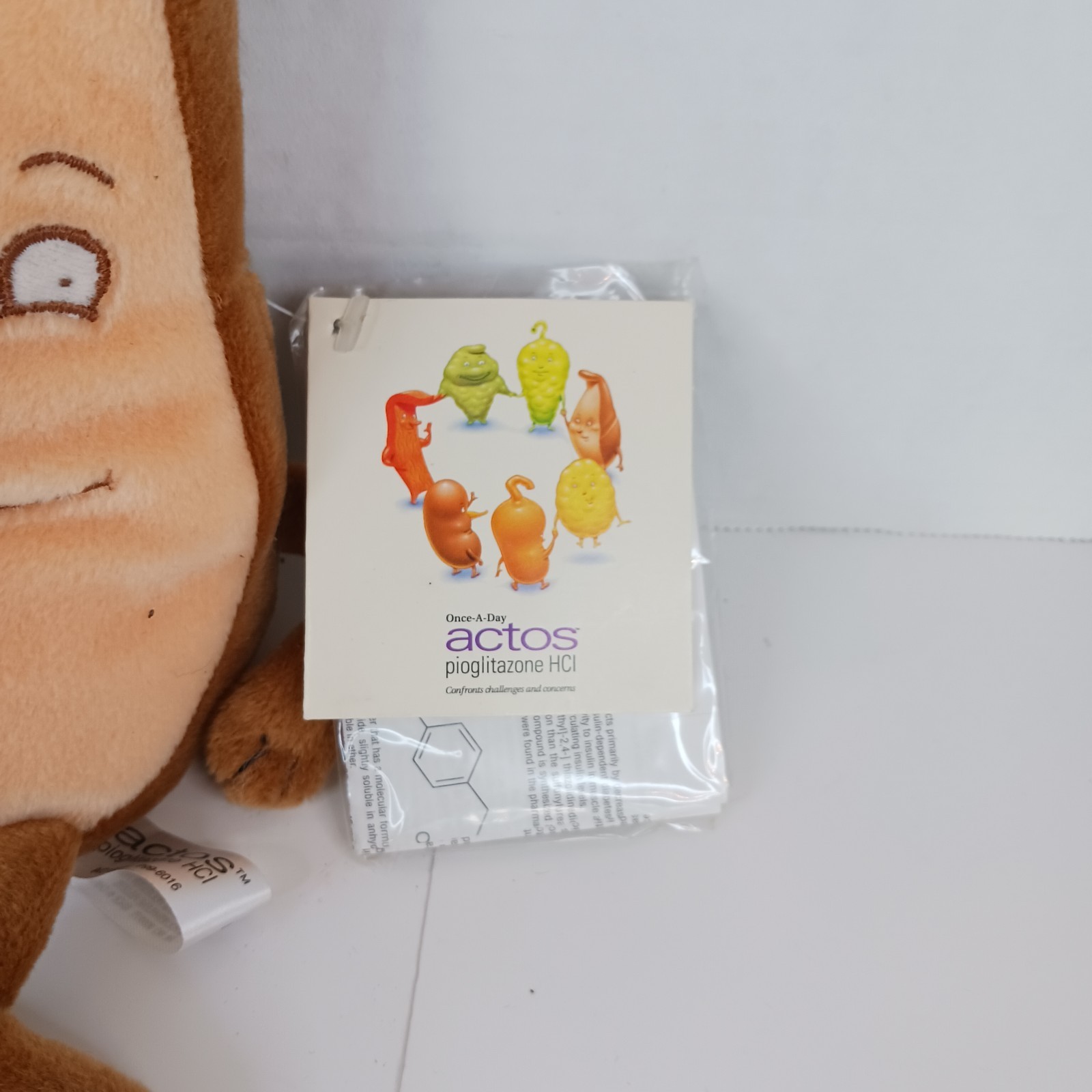 LIVER ACTOS PLUSH MEDICAL BEANYSCIENCE & MEDICAL COLLECTIBLE/ TAGS