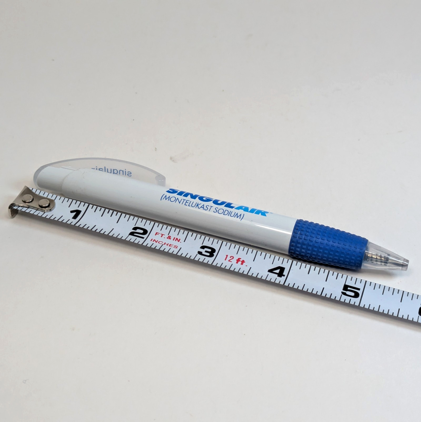 Pharmaceutical Drug Rep Pen Singulair Advertising White Blue