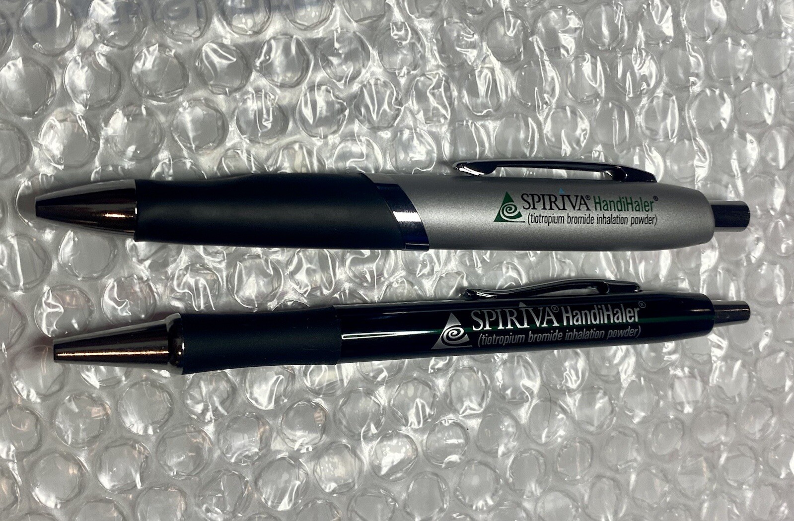 Spiriva Handihaler Pen Drug Rep Collectible Metal Pharmaceutical – Lot of 2