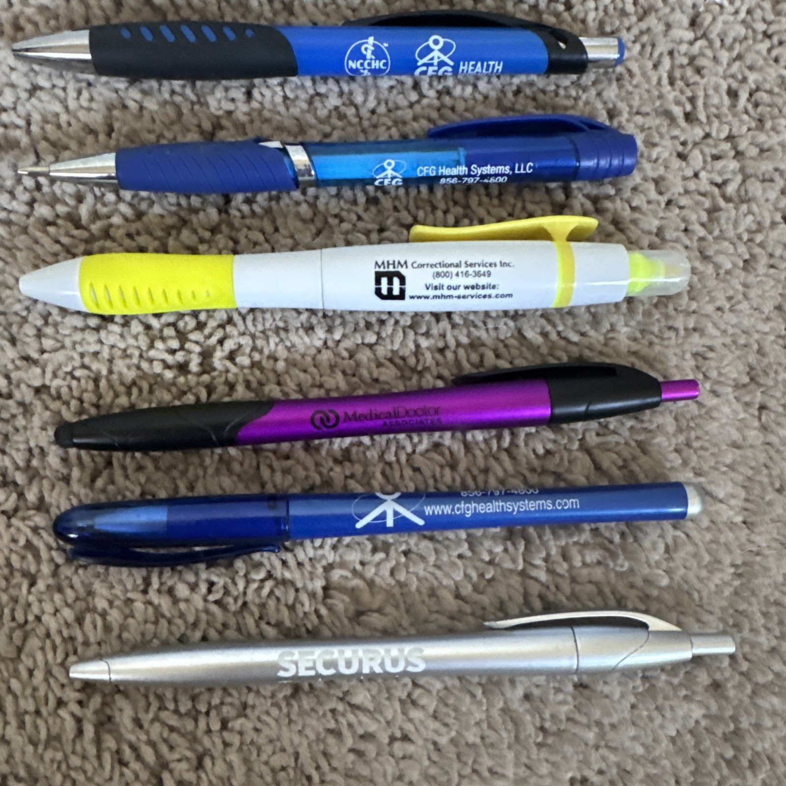 26 – Plastic & Metal Medical Pens – Collectible – Rare