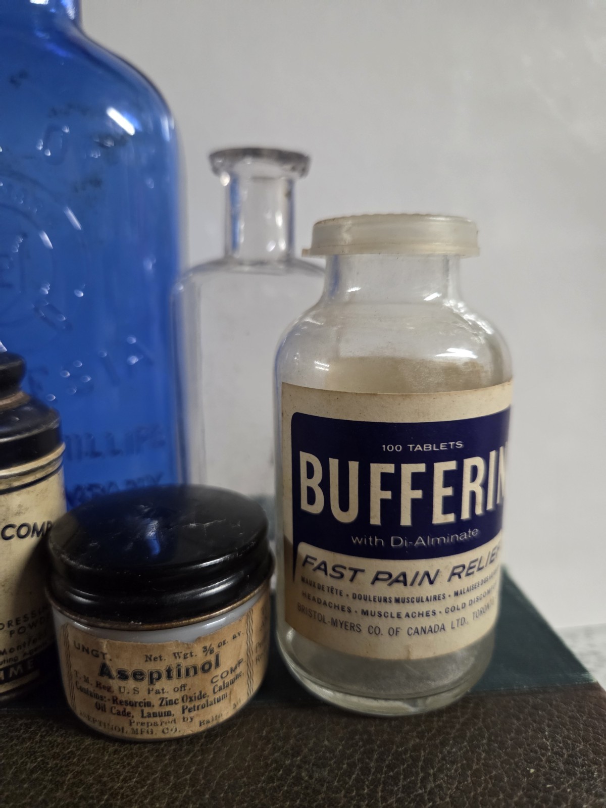 Vintage Apothecary Bottle Set – Pharmacy & Medicine Bottles – Cobalt & Amber…
