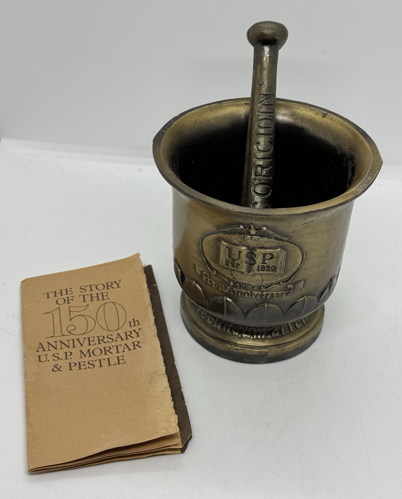 VINTAGE BRASS MORTAR & PESTLE 150TH ANNIVERSARY SCHERING STAMPED W/Orig Booklet
