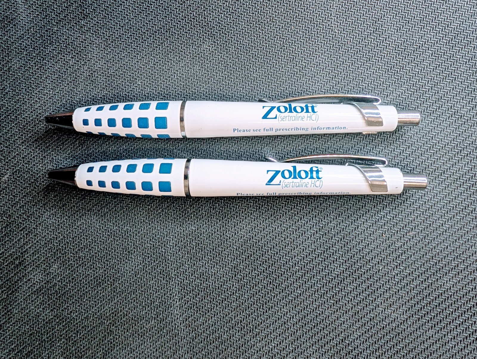 Zoloft Pharmaceutical Promo Metal Pen Blue & White Collectible Tested Works