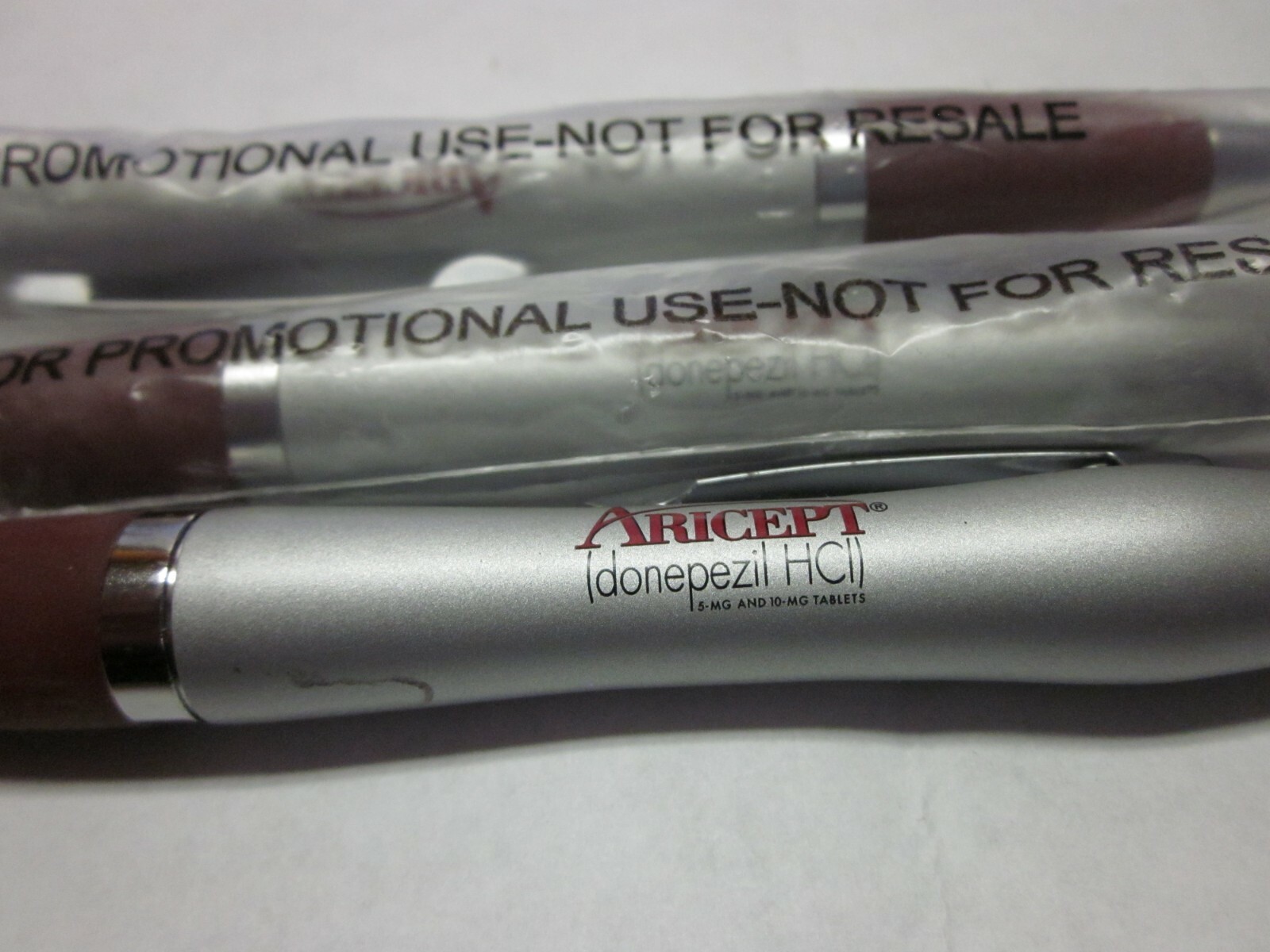 LOT OF 3 COLLECTIBLE PHARM. DRUG REP PENS, ARICEPT, BRAND NEW, HEAVY METAL