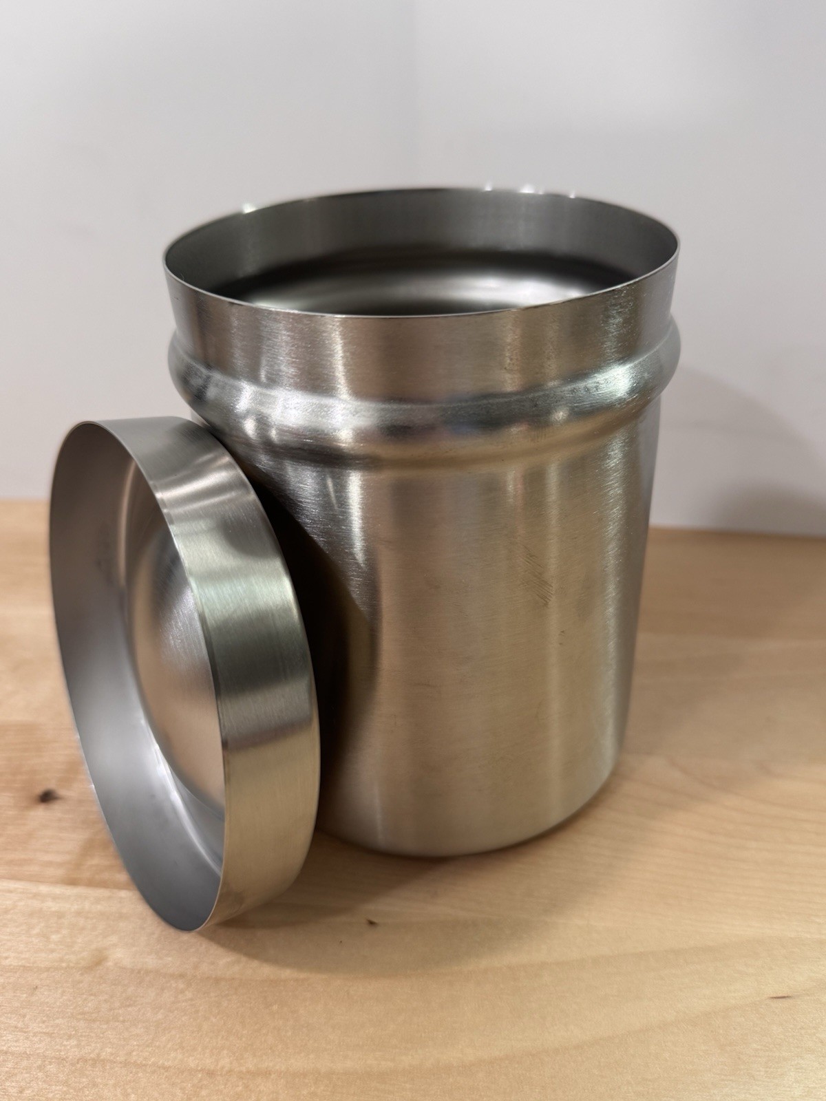 Vollrath stainless steel canister model 88010 Heavy duty Storage Container 5×4