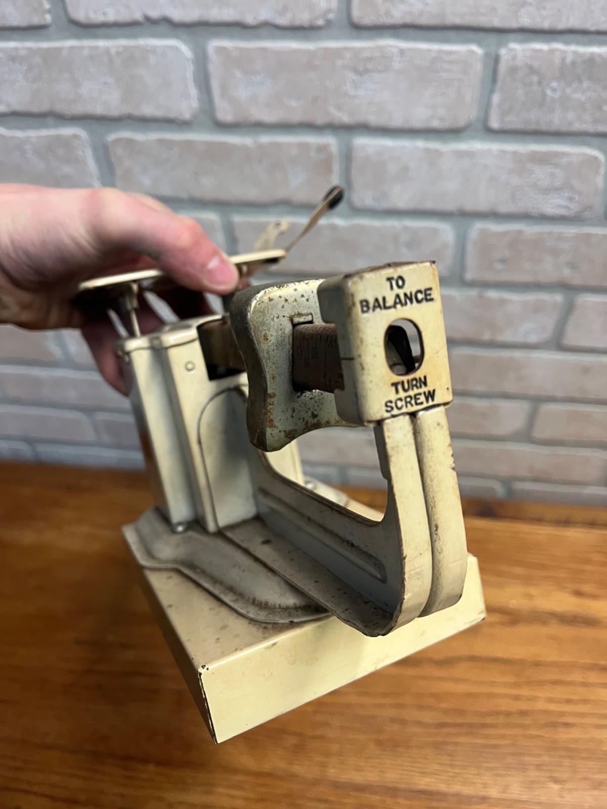 Vintage Triner Beam Scale Apothecary Pharmacy Drug Store White