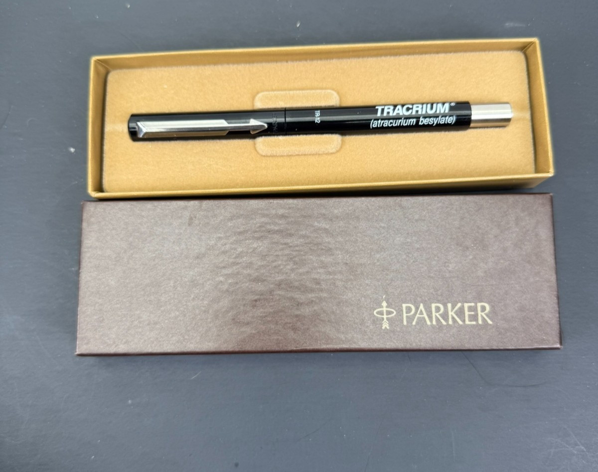 Tracrium Drug Rep Pharmaceutical Advertising Pen Parker w/ Case TR-12