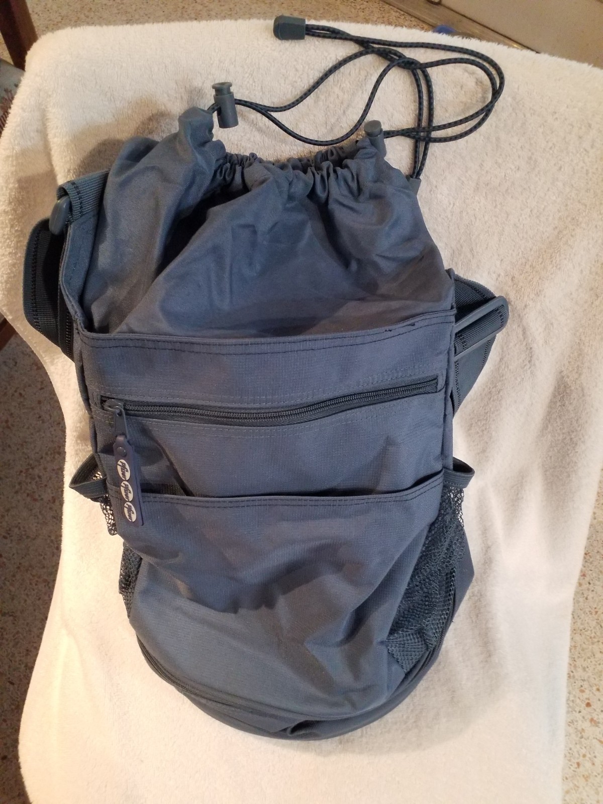 Pfizer Drug Rep RARE Blue Insulated Cooler Crossbody Tote Bag Beach Multipurpose