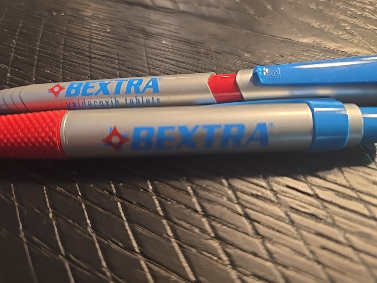 Bextra Collectible Pharmaceutical Drug Rep Pens from the 1990’s! Vintage