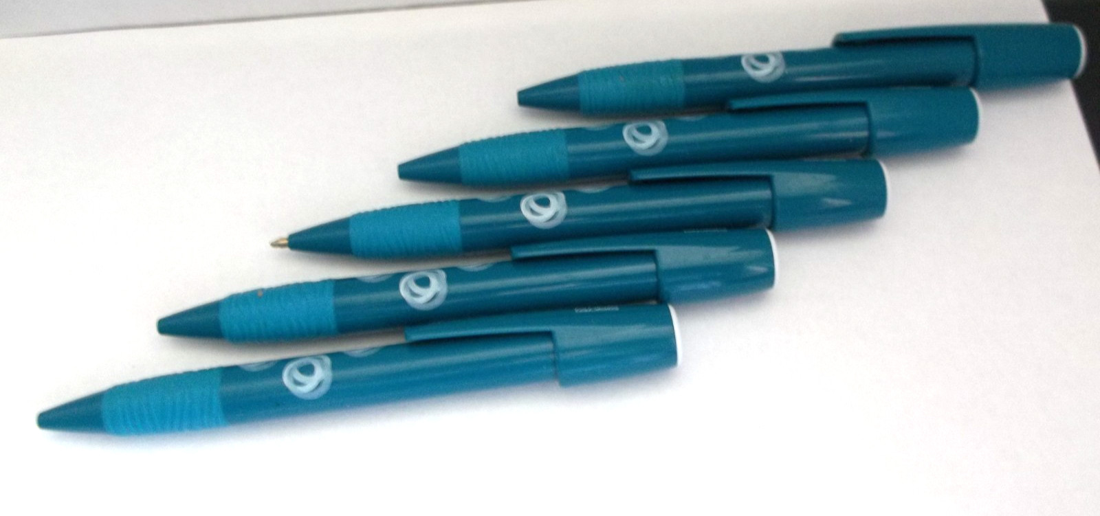 LIPITOR Pharmaceutical Promo Pens – Medium Weight Plastic – Lot of 5