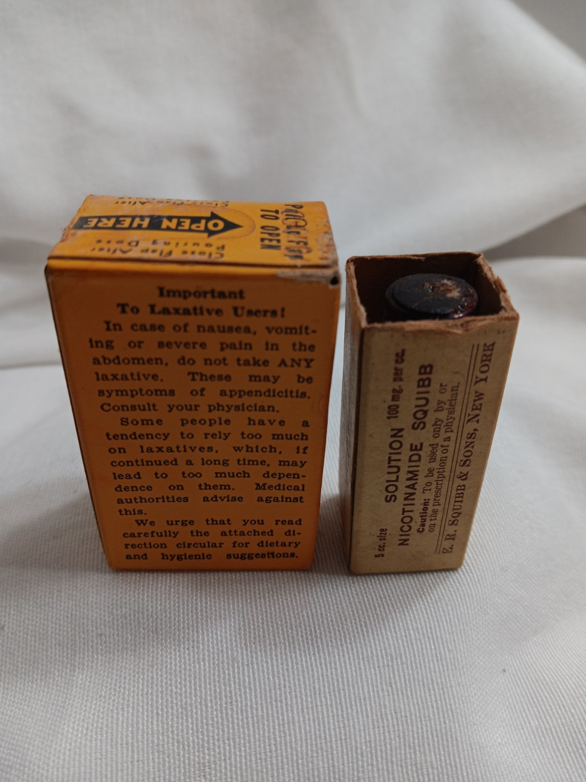 Pharmaceutical Box Lot Of 2 Black Draught Laxative & Nicotinamide Solution VTG