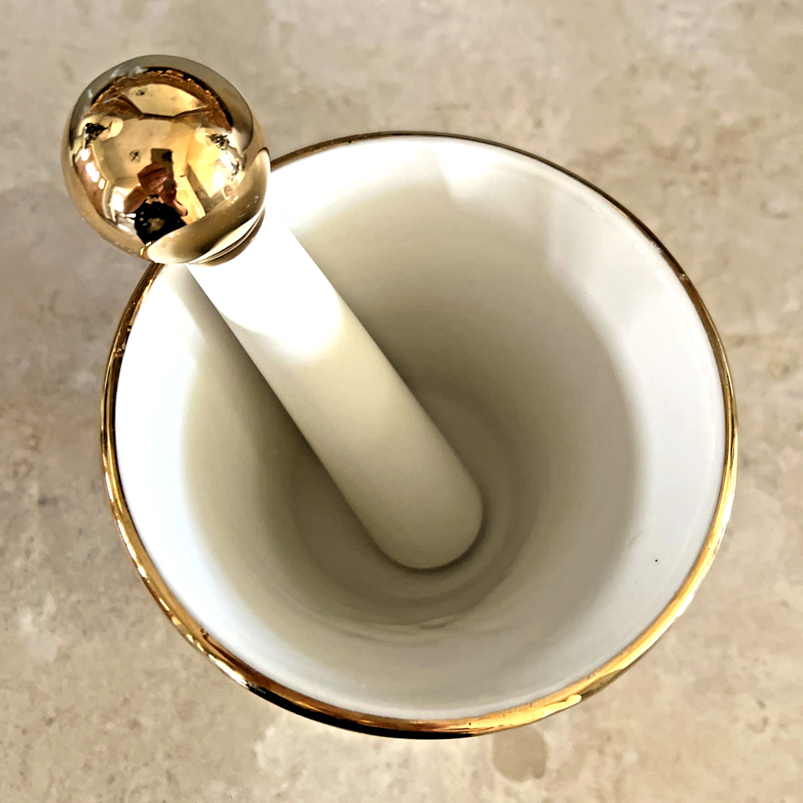 VTG. RX OWENS ILLINOIS PHARMACY MORTAR & PESTLE / GOLD GILDING APOTHECARY PIECE