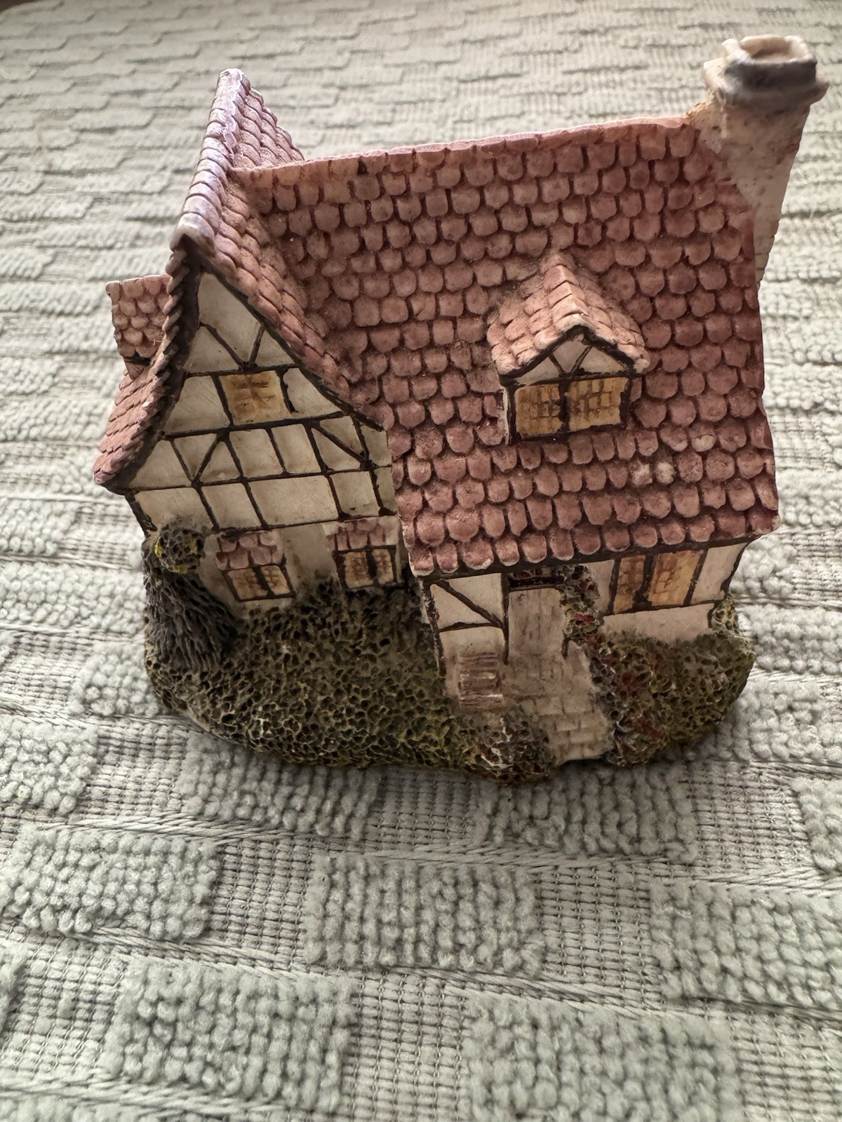 Vintage1992 Cornwall Collectors Society Bingly Apothecary Resin Pharmacy Cottage