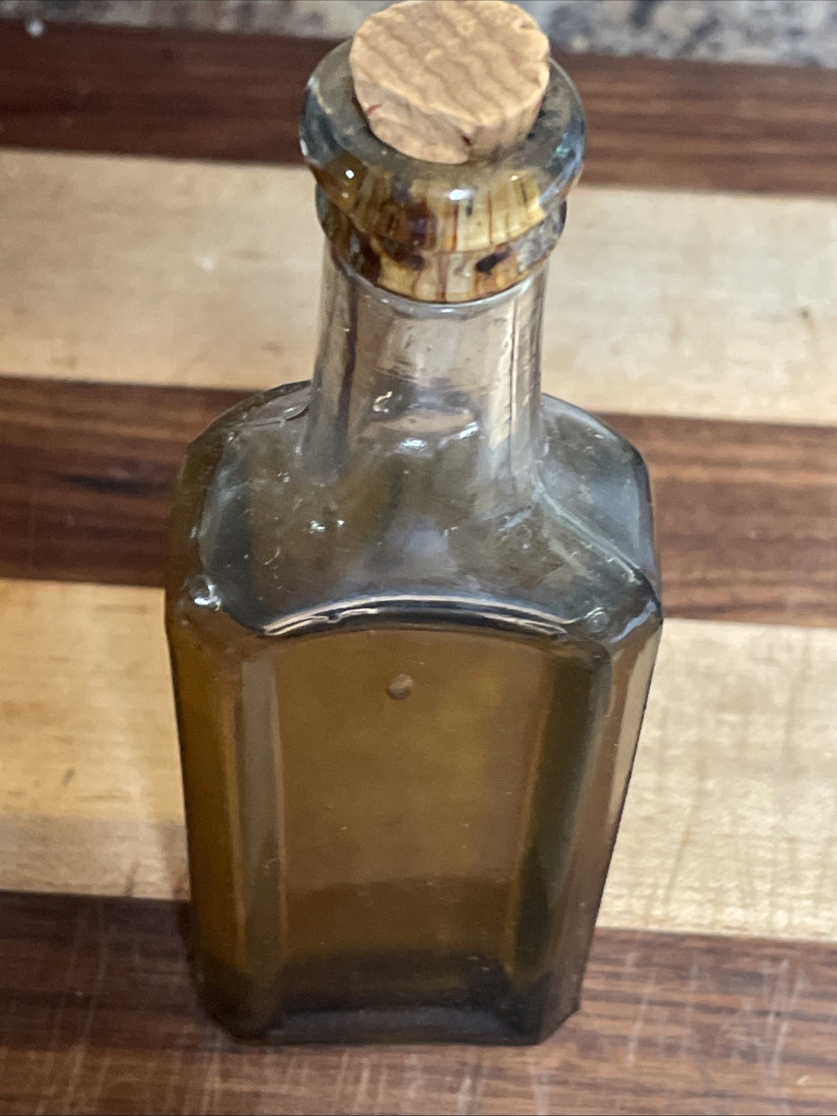 ANTIQUE BUCKELEW’S LINIMENT & PAIN KILLER BOTTLE, SULLIGENT ALABAMA DRUG CO.