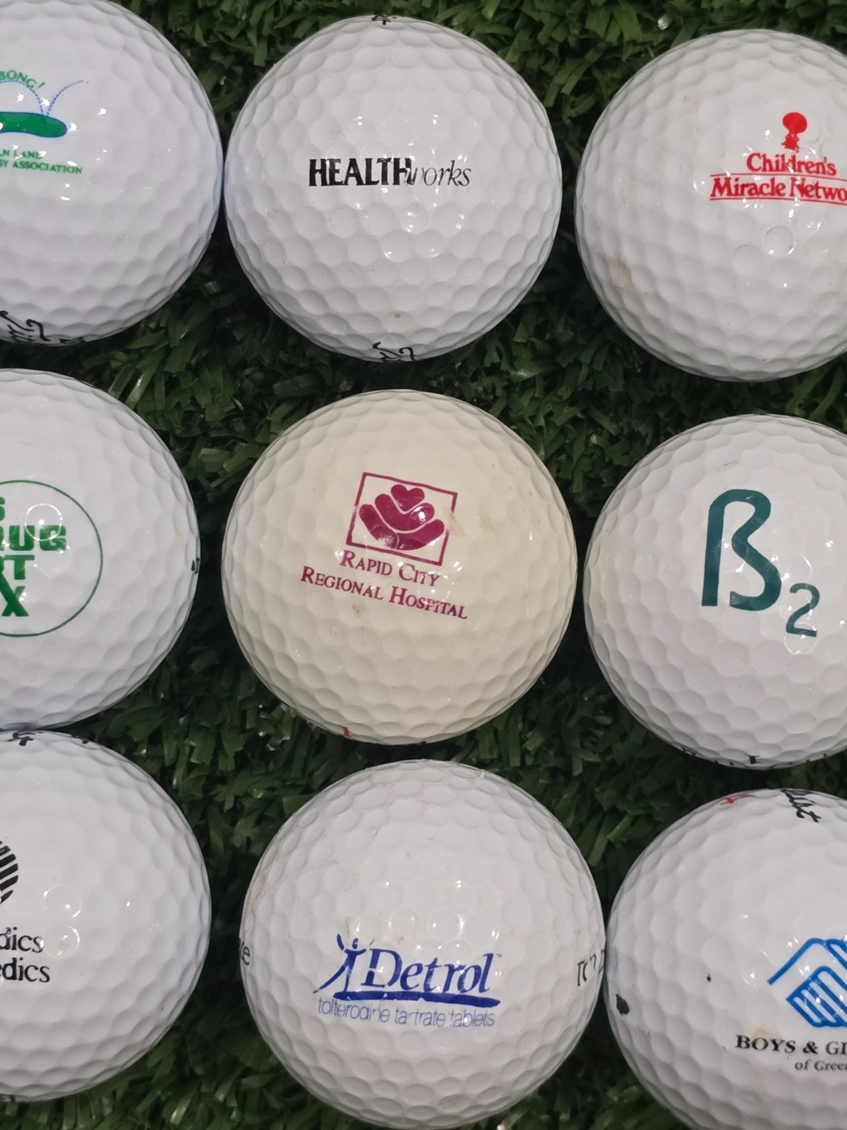 Lot of 11 * Healthcare & Medical Advertising Collectible Golf Balls