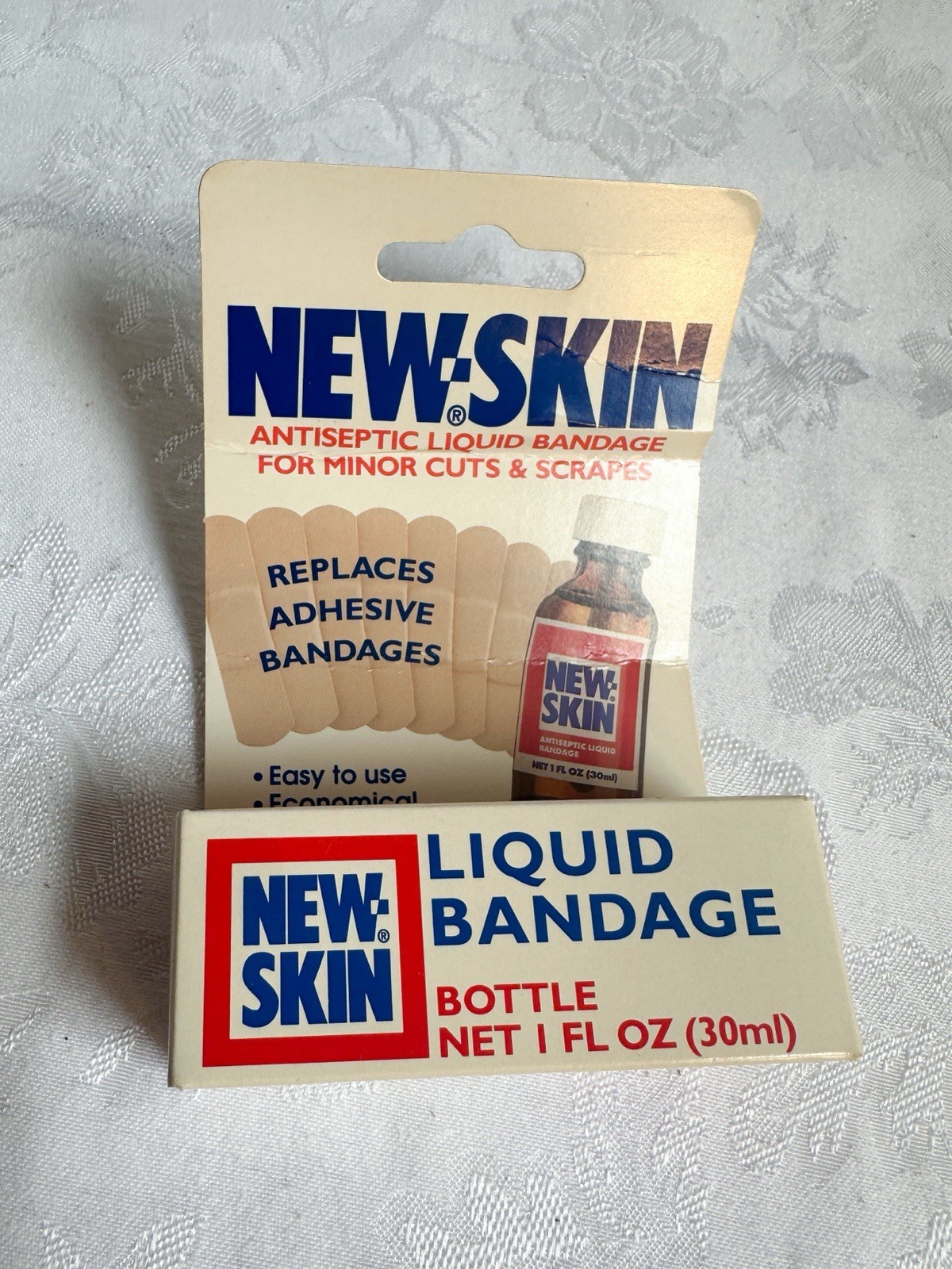 Lot Of Vintage First Aid Apothecary Vicks VapoRub Liquid Bandage Gauze Cream