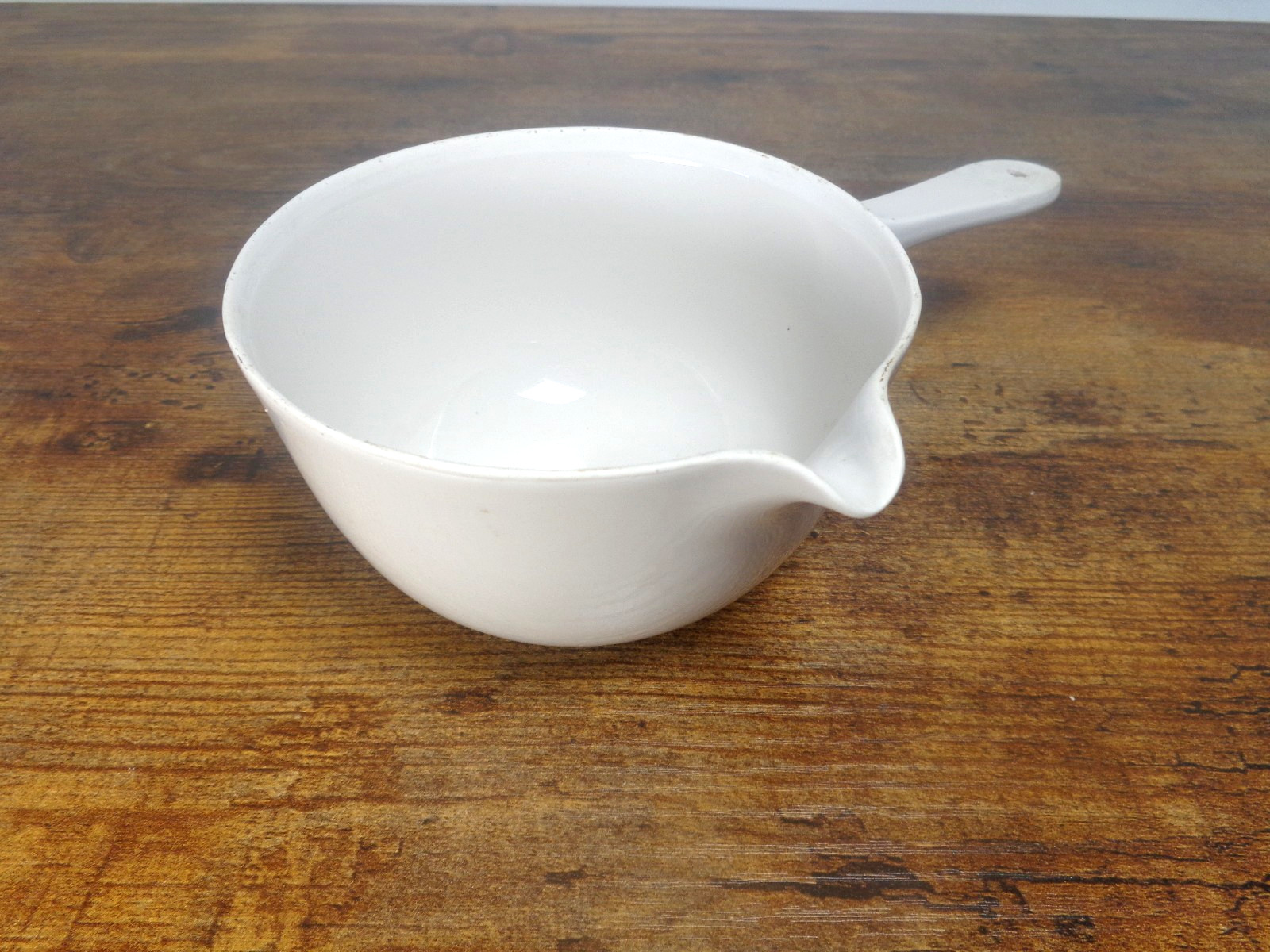 Coors USA Porcelain Lab Ware w Handle & Spout 4 NO CHIPS, FAST SHIPPING