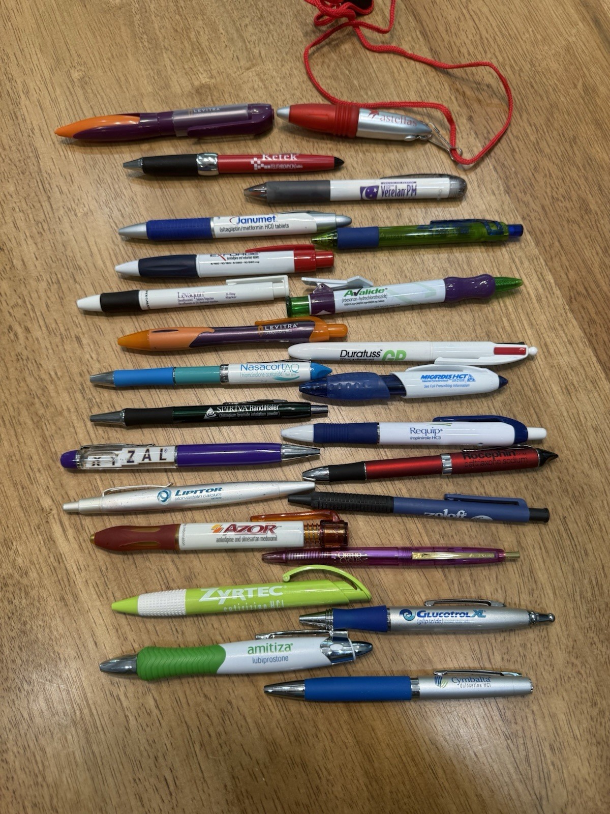 Lot of 25 Pharmaceutical Drug Rep Advertising Ballpoint Pens Rocephin Zoloft ++