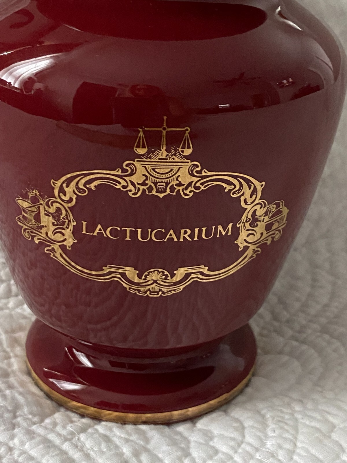 Apothecary Jar, Eli Lily “Lactucarium”(Wild Lettuce) Pharmaceutical Burgundy Red